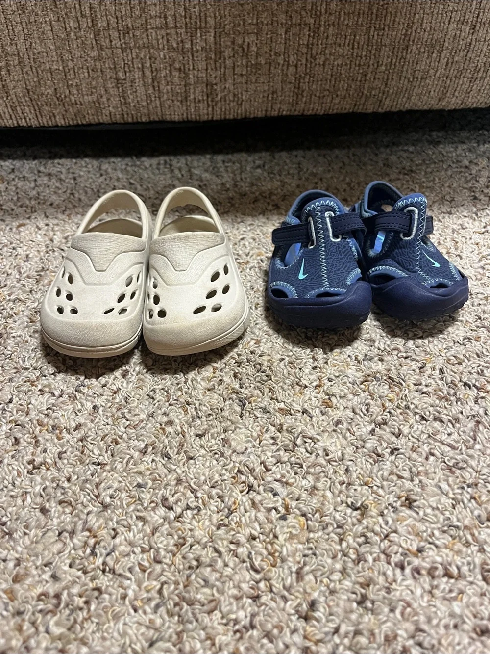Nike Kids Navy Blue Sandal Water Shoes with Teal Swoosh